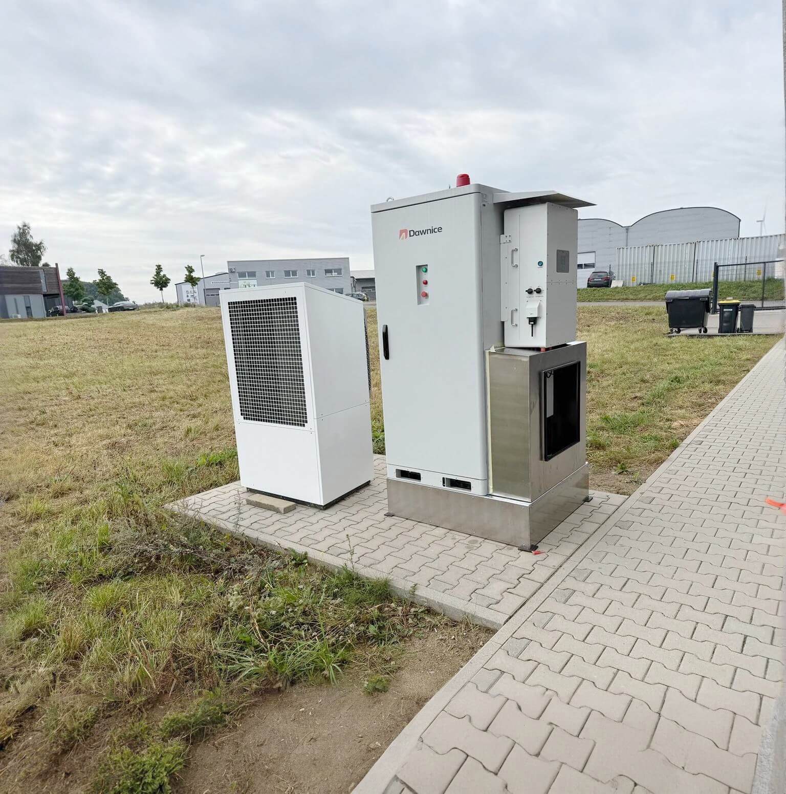 HZEB-HCT-100 German Agricultural and Commercial Energy Storage System Installation Cases