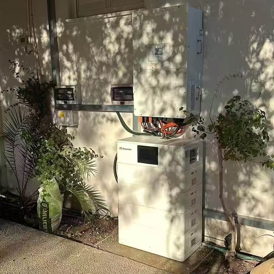 Energy storage case study from a family in the suburbs of Paris, France